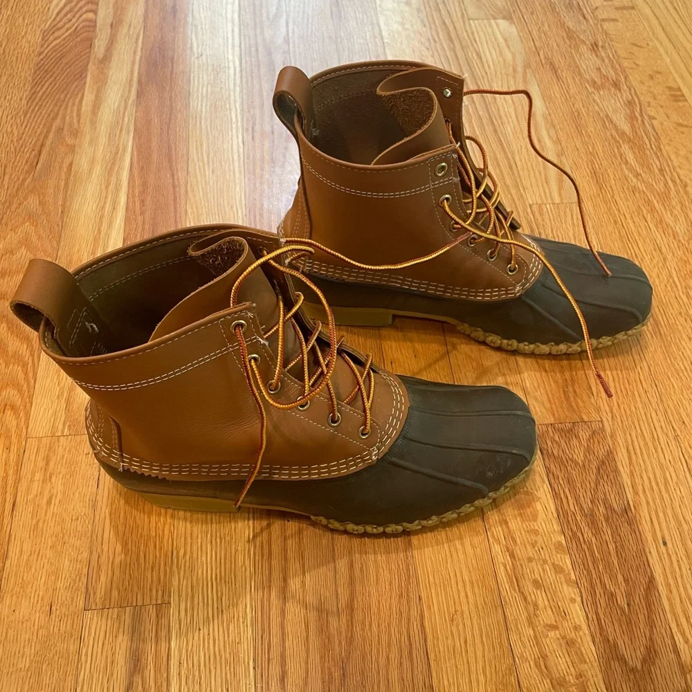 L.L. Bean Duck Boots Size JM (Mens Size 12) Waterproof - Picture 4 of 8